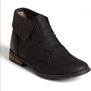 Steve Madden Stingrei Black Leather Ankle Boots